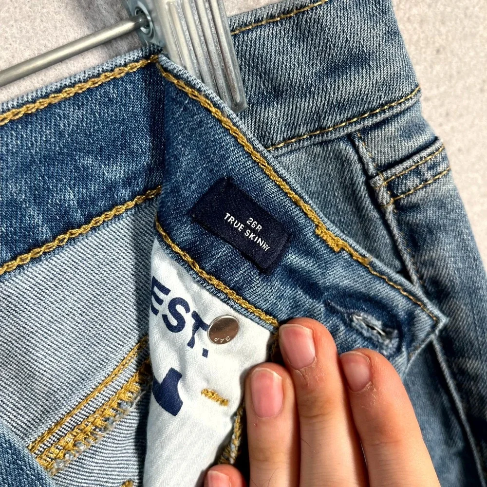 Gap‎ True Skinny Jeans Womens 26 Blue Denim Lyocell Stretch Medium Wash Whiskers